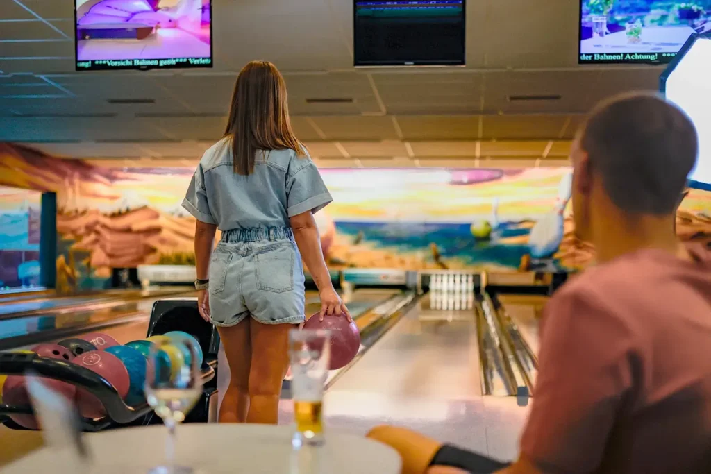 Bowling &amp; Games at the Olympica Brig-Glis